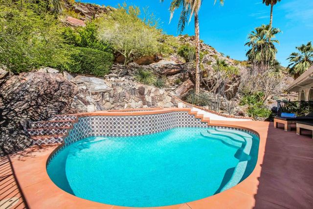 1777 Ridge Road, Palm Springs, CA 92264