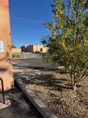 336 Adams Street SE, Albuquerque, NM 87108