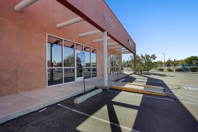 336 Adams Street SE, Albuquerque, NM 87108