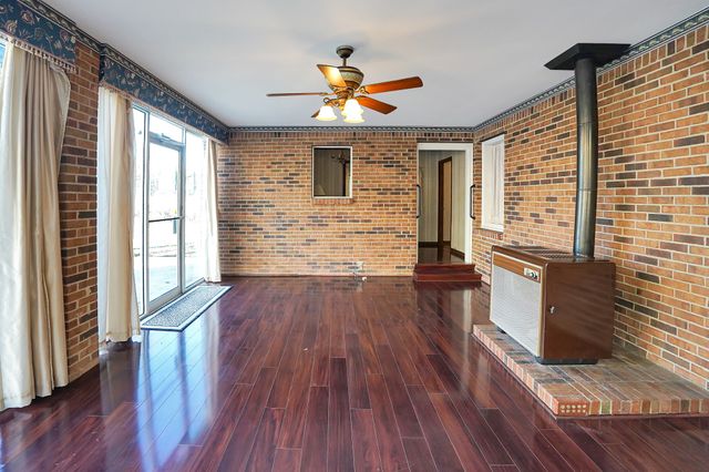 460 Honey Fork Rd, Indian Mound, TN 37079