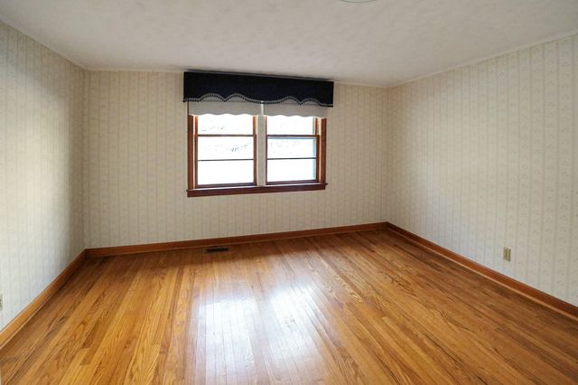 460 Honey Fork Rd, Indian Mound, TN 37079