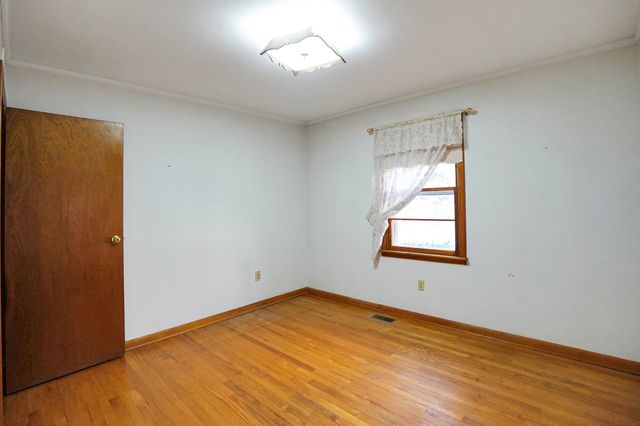 460 Honey Fork Rd, Indian Mound, TN 37079