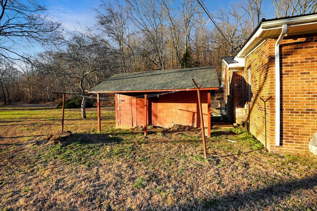 460 Honey Fork Rd, Indian Mound, TN 37079