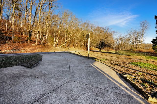 460 Honey Fork Rd, Indian Mound, TN 37079