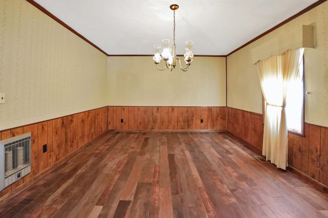 460 Honey Fork Rd, Indian Mound, TN 37079