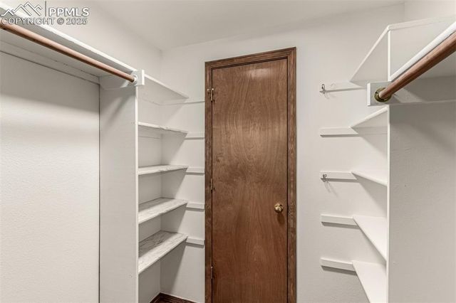 2570 Hatch Circle, Colorado Springs, CO 80918