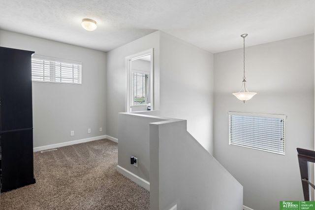 19868 K Street, Omaha, NE 68135