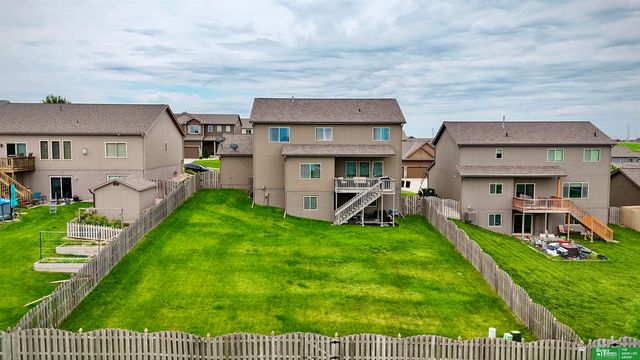 19868 K Street, Omaha, NE 68135