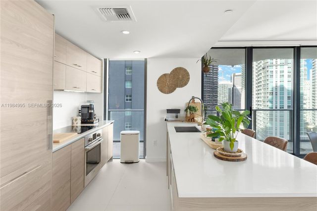 1300 S Miami Ave 2001, Miami, FL 33130