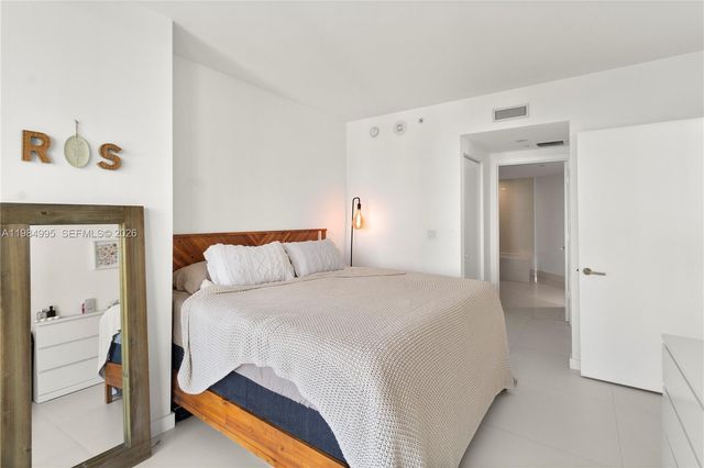 1300 S Miami Ave 2001, Miami, FL 33130