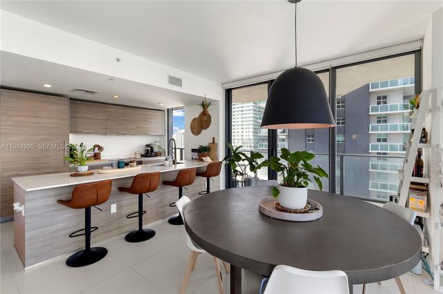 1300 S Miami Ave 2001, Miami, FL 33130