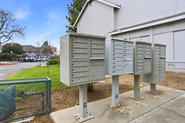 373 Shadow Run Drive, San Jose, CA 95110