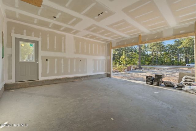 151 Parkwood Court, West End, NC 27376