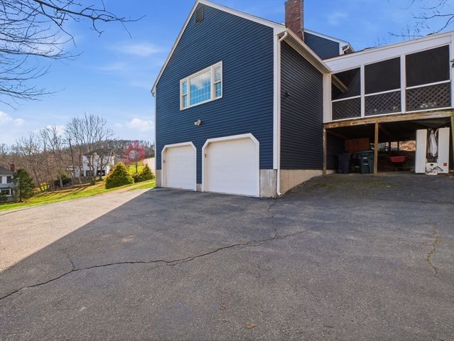 90 Blue Ridge Rd, North Andover, MA 01845