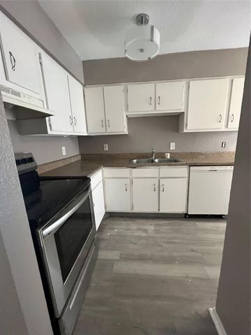 5625 Antoine Drive 1212, Houston, TX 77091