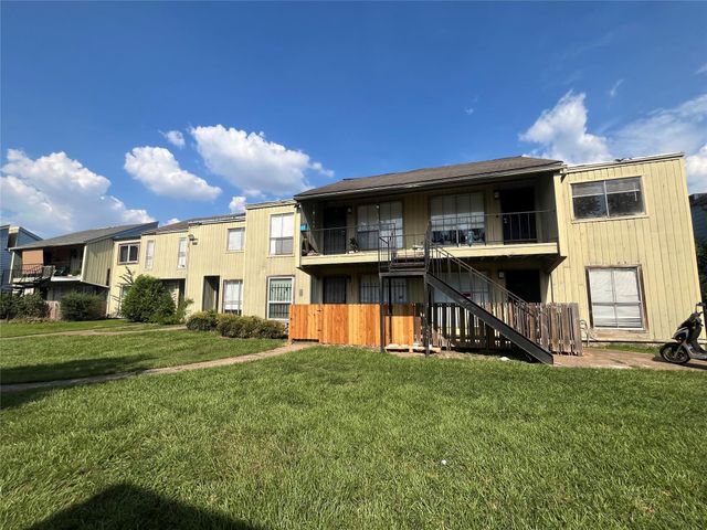 5625 Antoine Drive 1212, Houston, TX 77091