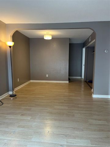5625 Antoine Drive 1212, Houston, TX 77091