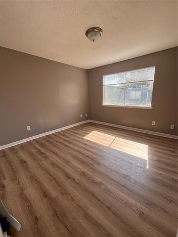 5625 Antoine Drive 1212, Houston, TX 77091