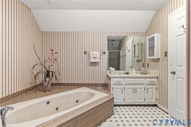 14300 Fulford Ct, Midlothian, VA 23113