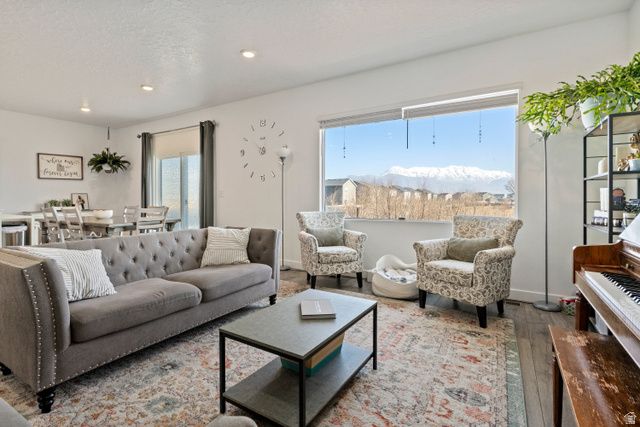 242 N MANDALYN WAY, Saratoga Springs, UT 84045