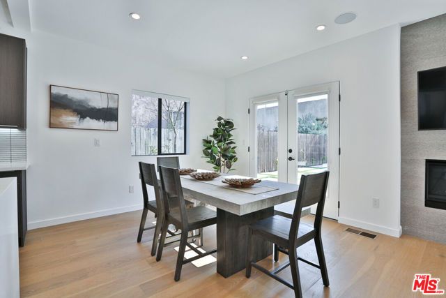 1622 S Mansfield Avenue, Los Angeles, CA 90019