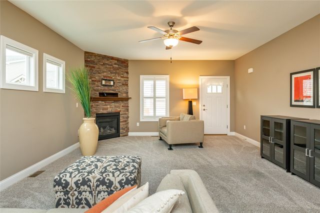 1414 SW Pleasant Lane, Ankeny, IA 50023