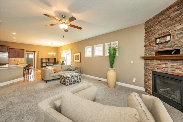 1414 SW Pleasant Lane, Ankeny, IA 50023