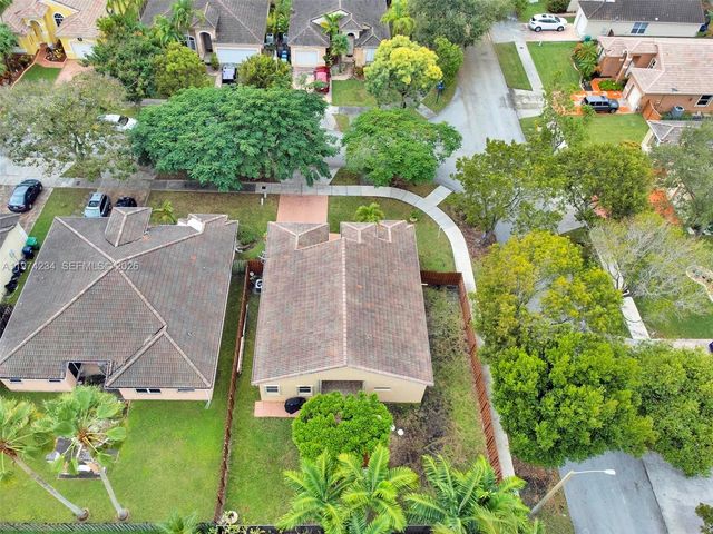 9437 SW 183rd Ter, Palmetto Bay, FL 33157