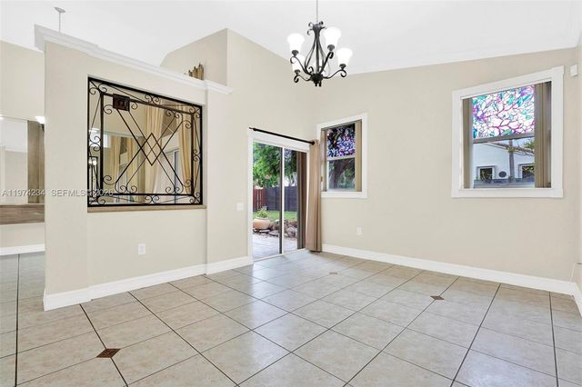 9437 SW 183rd Ter, Palmetto Bay, FL 33157