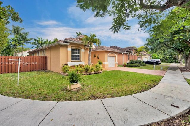 9437 SW 183rd Ter, Palmetto Bay, FL 33157