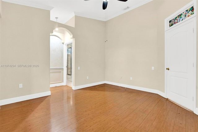 9437 SW 183rd Ter, Palmetto Bay, FL 33157