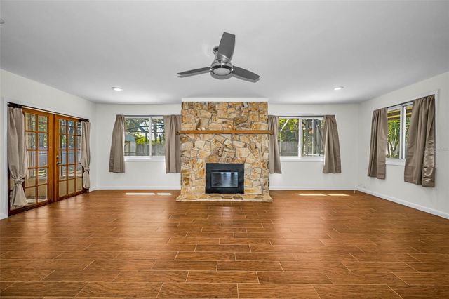 11490 84TH AVENUE, Seminole, FL 33772