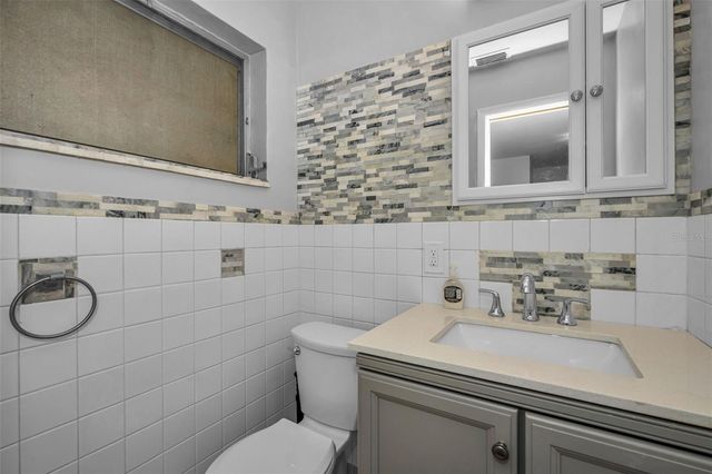 11490 84TH AVENUE, Seminole, FL 33772