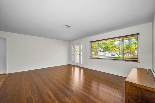 11490 84TH AVENUE, Seminole, FL 33772