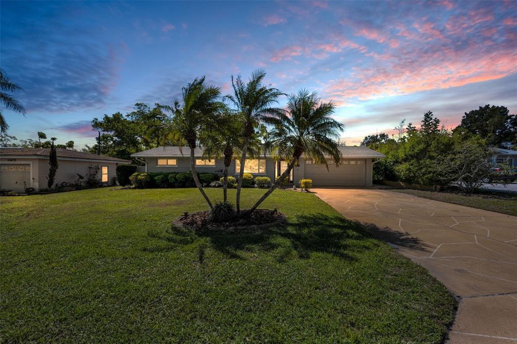 11490 84TH AVENUE, Seminole, FL 33772