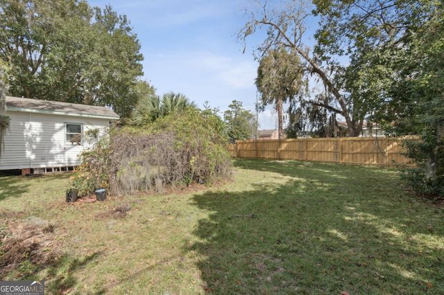 400 1st Street, Folkston, GA 31537