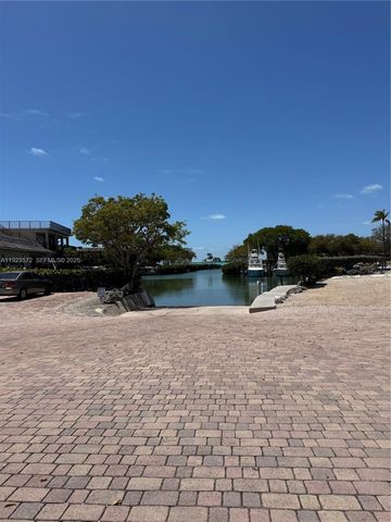 96000 Overseas Hwy S8, Key Largo, FL 33037