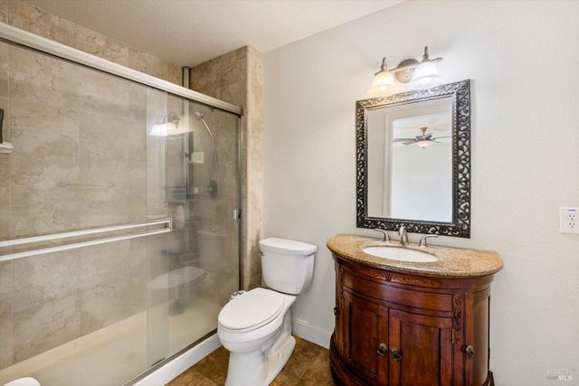 178 Mckinley Cir, Vacaville, CA 95687