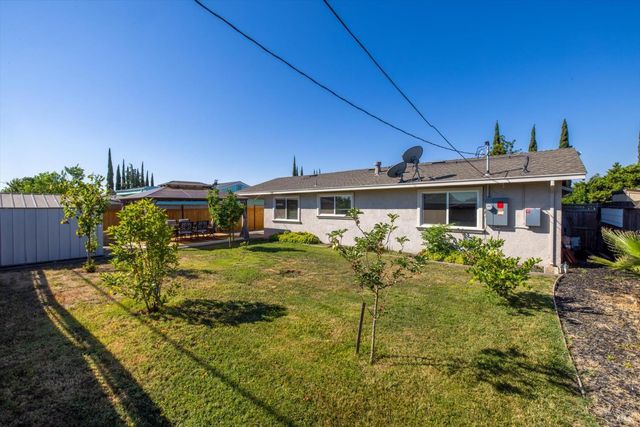 178 Mckinley Cir, Vacaville, CA 95687