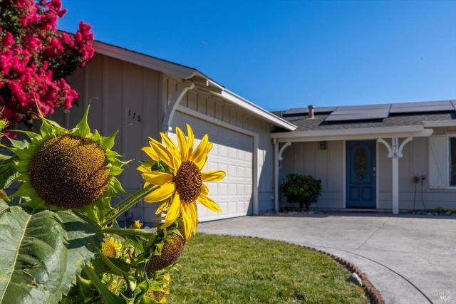 178 Mckinley Cir, Vacaville, CA 95687