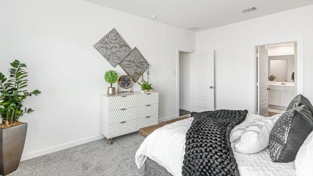 7707 Smooth Valley, Iowa Colony, TX 77583