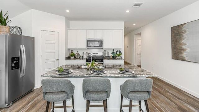 7707 Smooth Valley, Iowa Colony, TX 77583