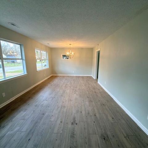 715 Parkview Drive, Chattanooga, TN 37411