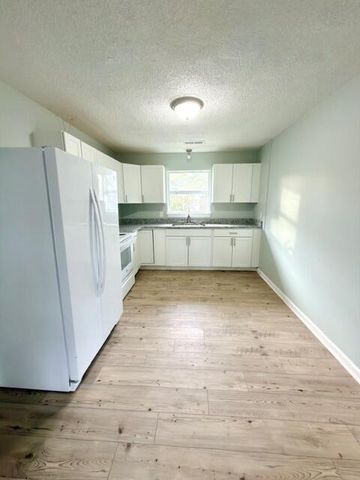 715 Parkview Drive, Chattanooga, TN 37411