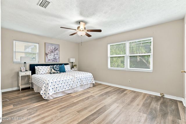 5333 JOHN REYNOLDS Drive, Jacksonville, FL 32277