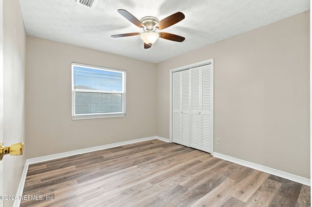 5333 JOHN REYNOLDS Drive, Jacksonville, FL 32277