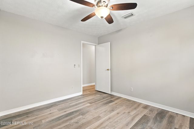 5333 JOHN REYNOLDS Drive, Jacksonville, FL 32277