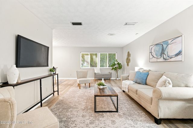 5333 JOHN REYNOLDS Drive, Jacksonville, FL 32277