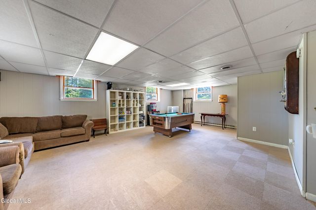 10 Merritt Road, Queensbury, NY 12804
