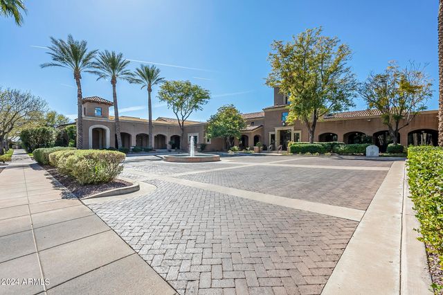 21080 W ALMERIA Road, Buckeye, AZ 85396